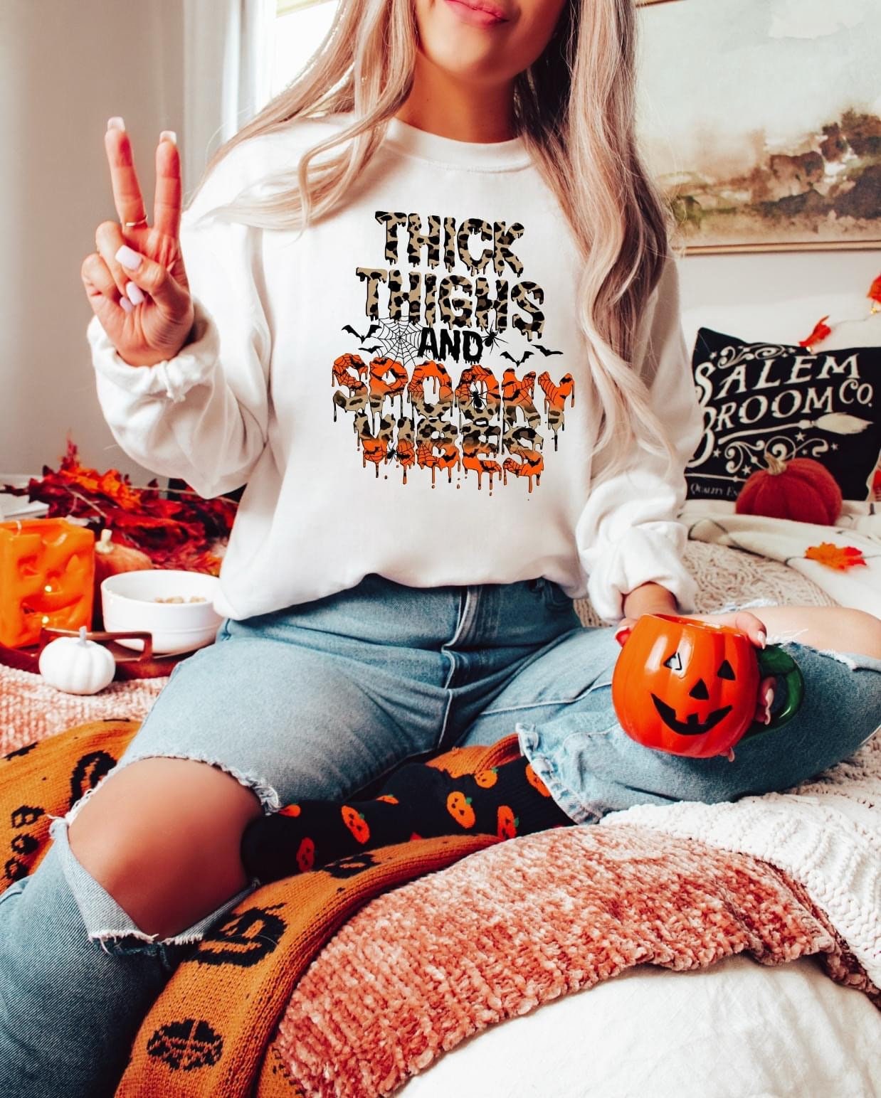 Thick Thighs And Spooby Vibes, Halloween Sweatshirt, Crewneck, Halloween shirt, Spooky Lady, Spooky Girl, Love Halloween, Spooky Mamma